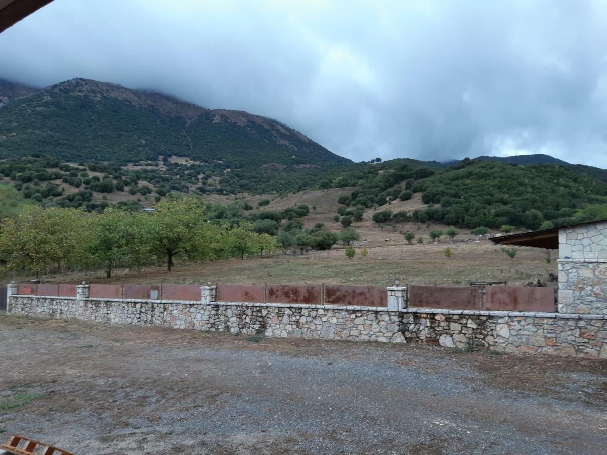 Ariadni Kalavryta Bagian luar foto