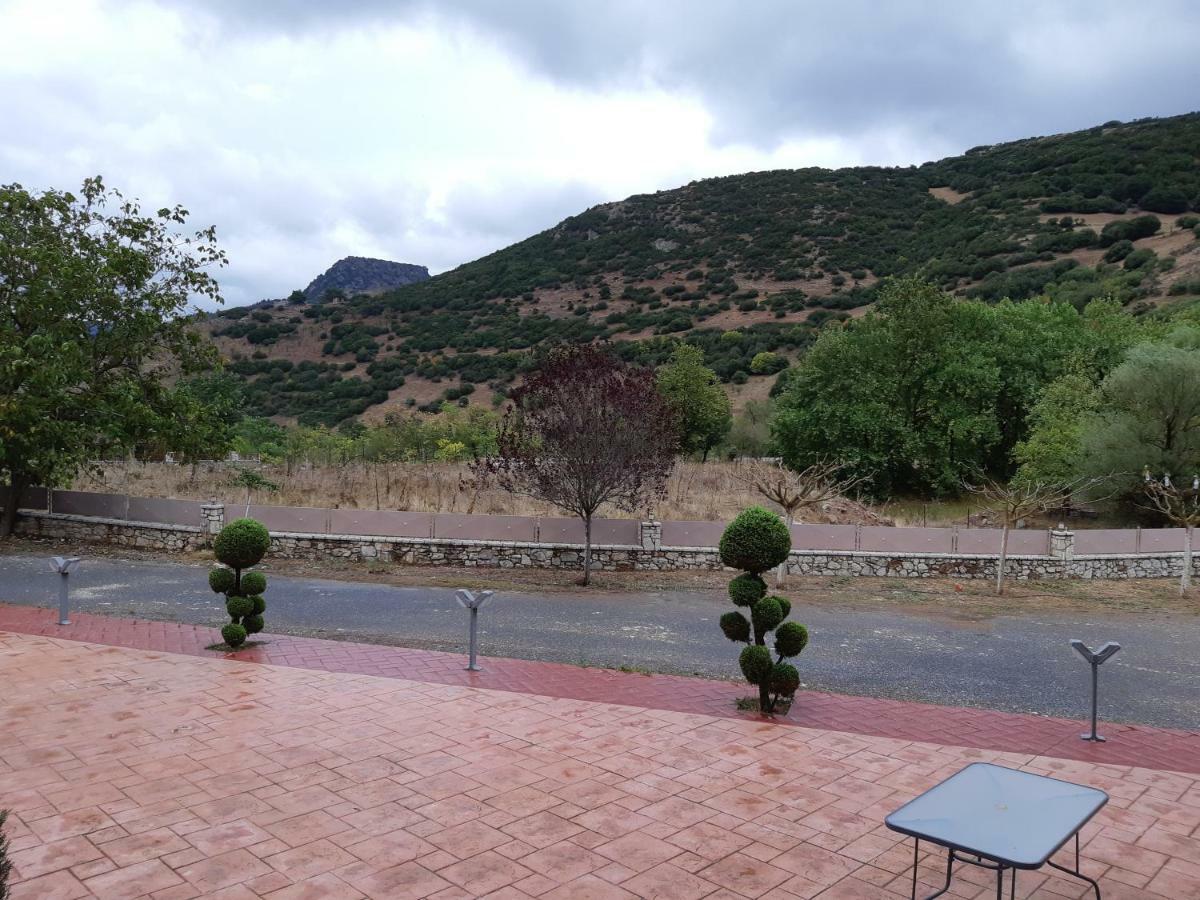 Ariadni Kalavryta Bagian luar foto