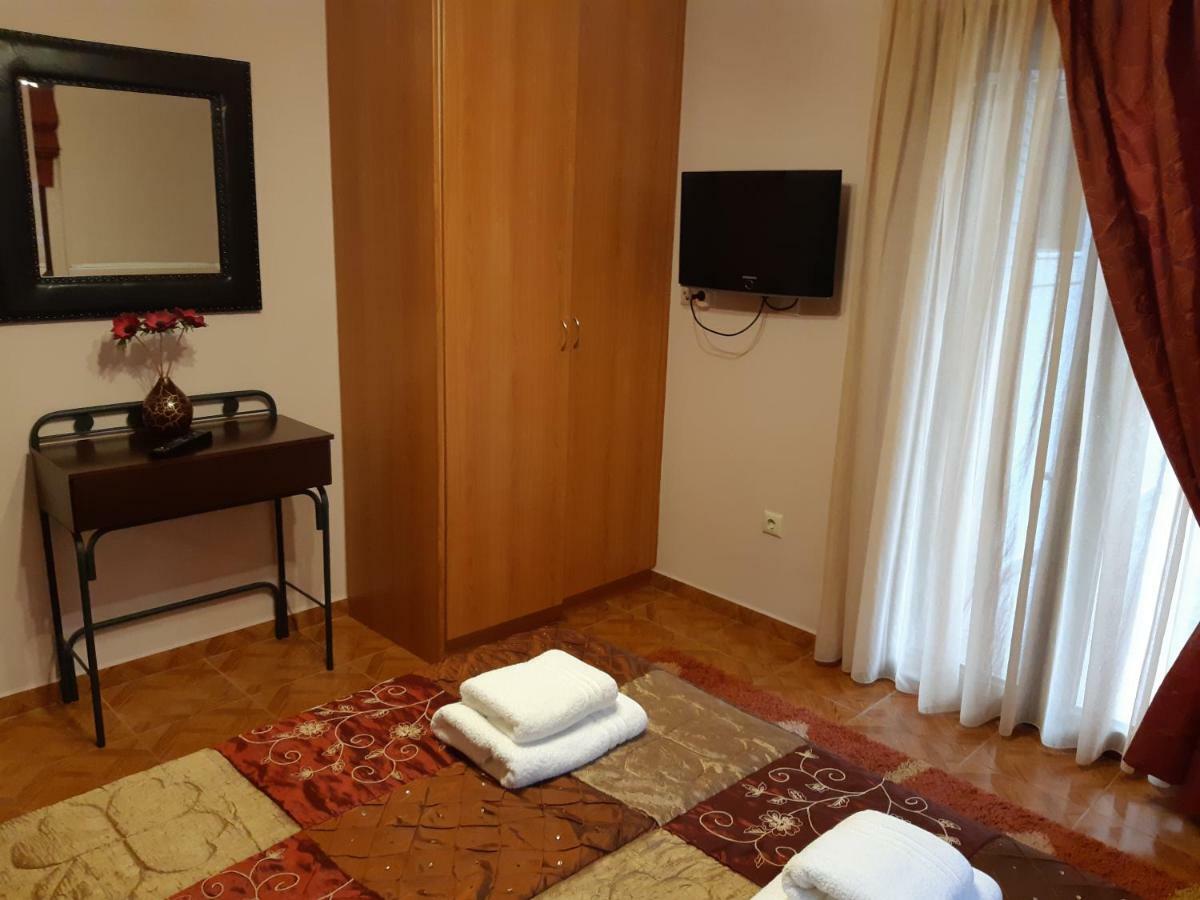 Ariadni Kalavryta Bagian luar foto